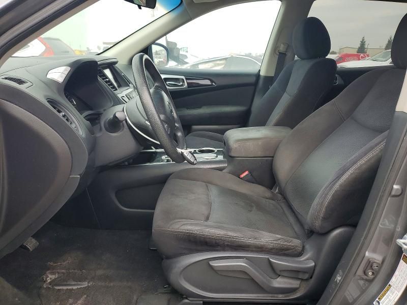 2015 Nissan Pathfinder s