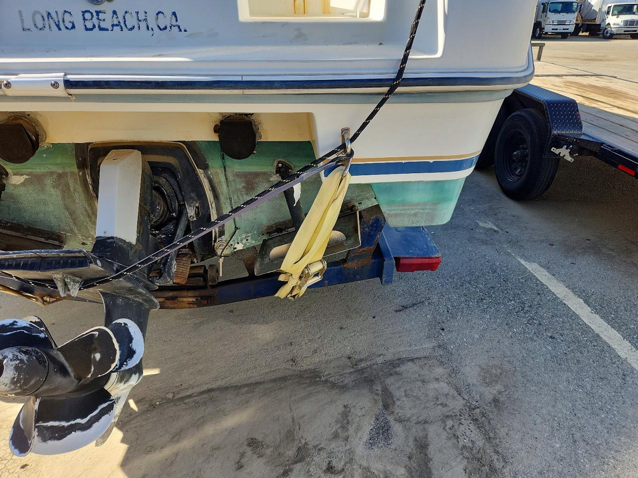 1994 Regal 2565 Boat