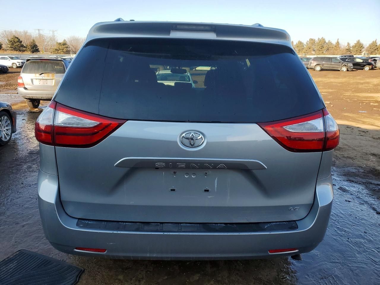 2015 Toyota Sienna le