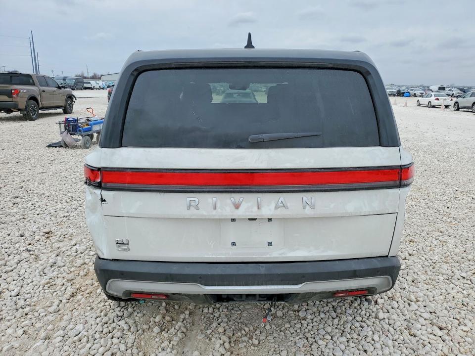 2023 Rivian R1S Adventure