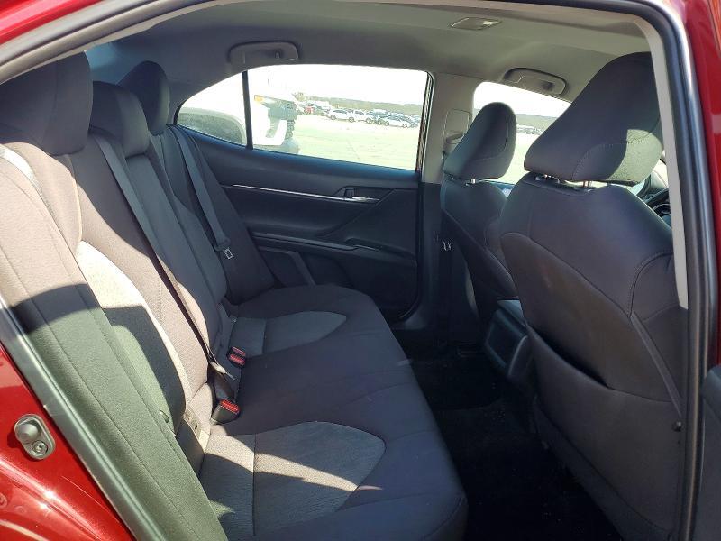 2020 Toyota Camry le