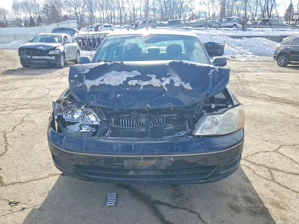 2000 Toyota Avalon xl