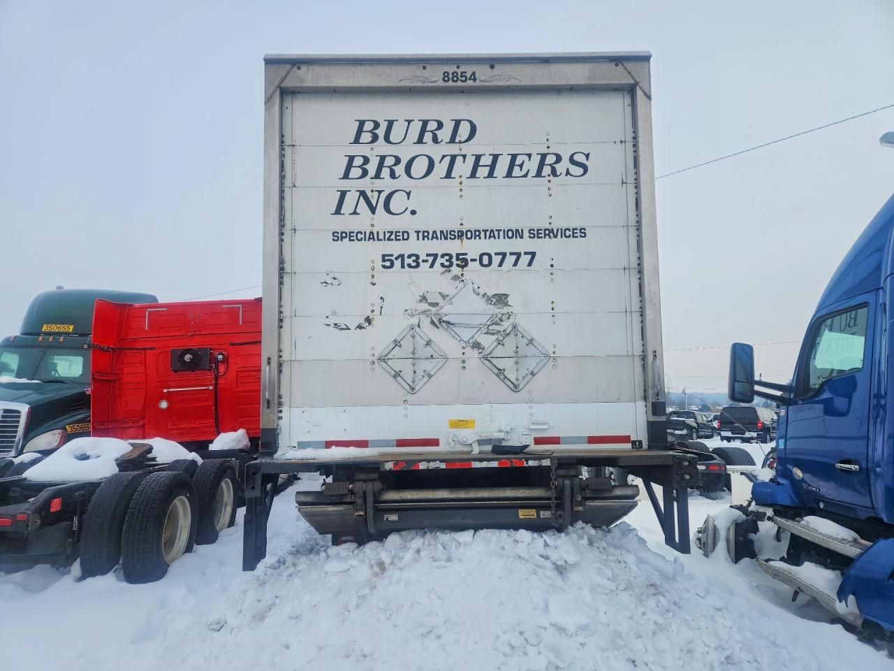 2017 Peterbilt 337 BOX Truck