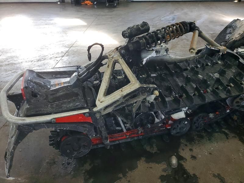 2015 Polaris 2015 POL Aness King