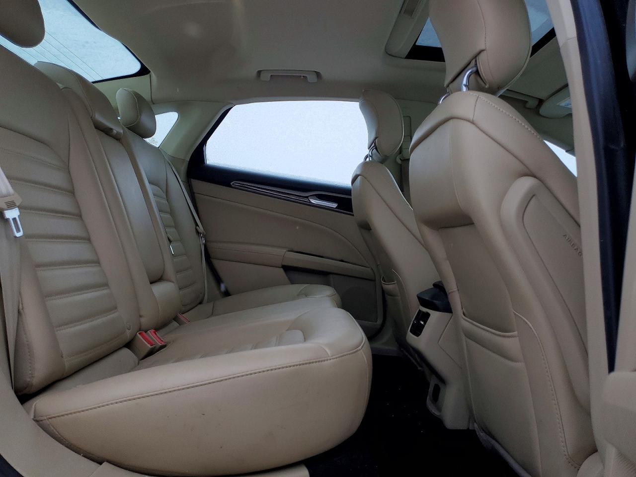2014 Ford Fusion se