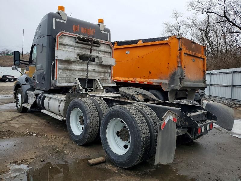 2020 Kenworth T680 Semi Truck
