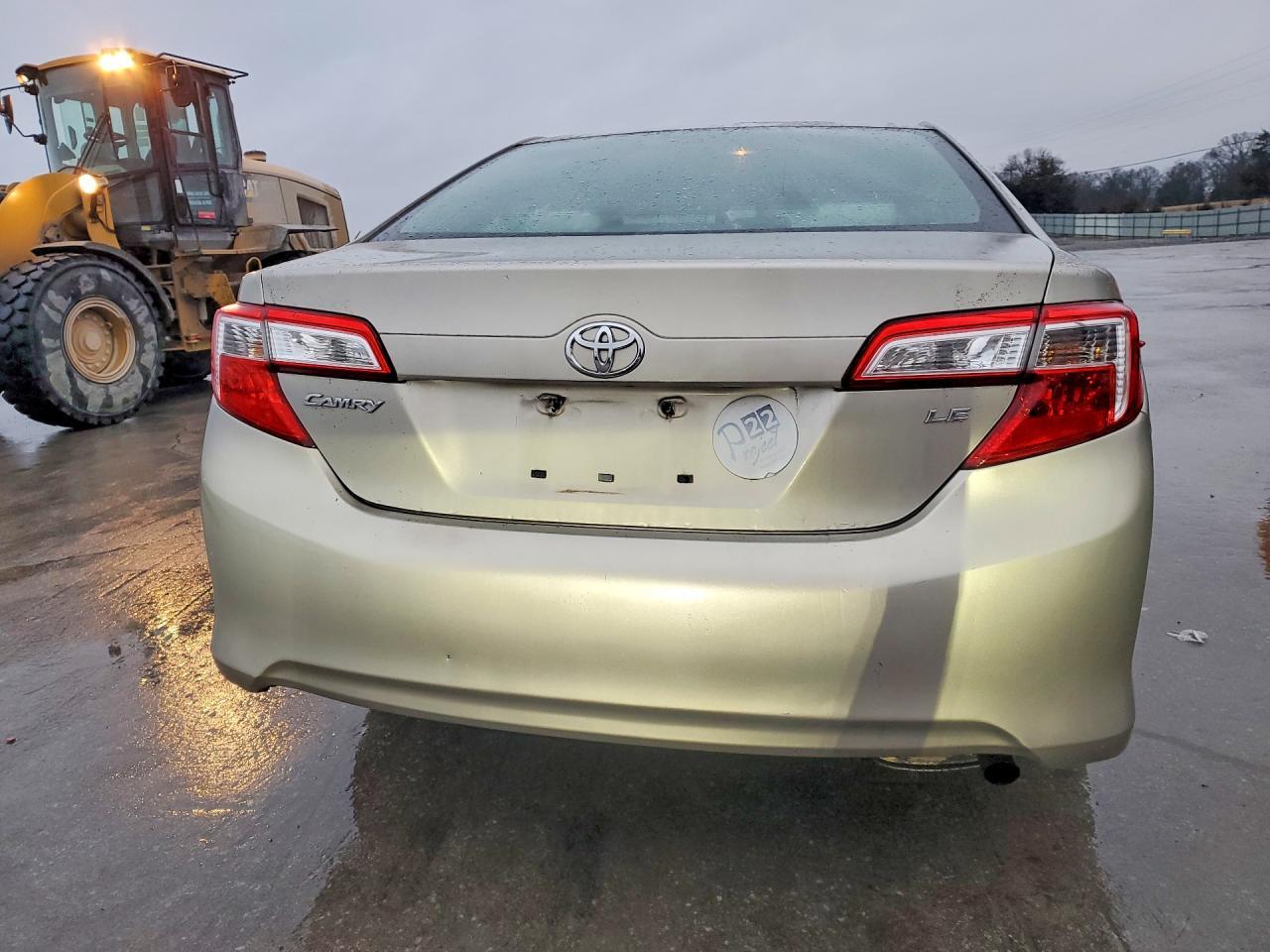 2013 Toyota Camry l