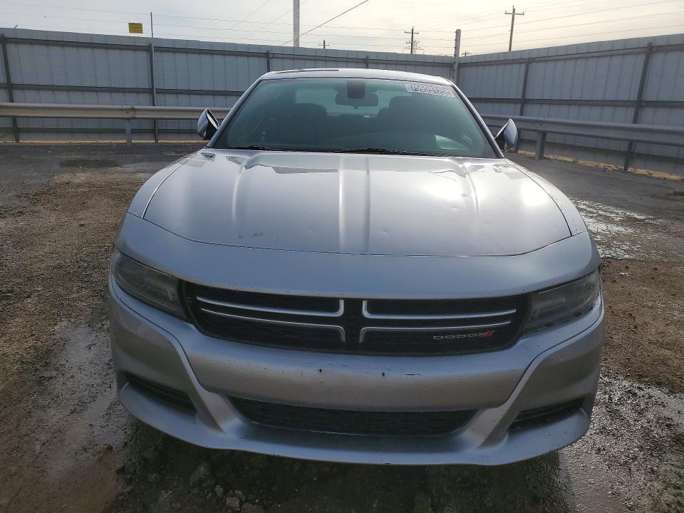 2015 Dodge Charger se