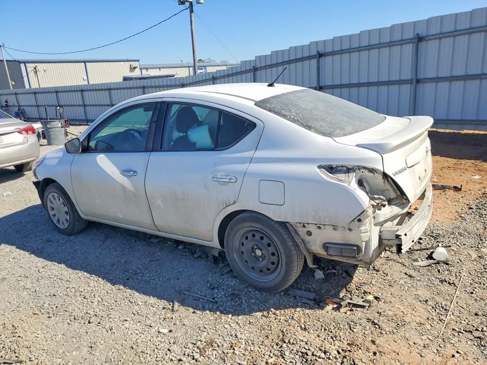 2018 Nissan Versa s