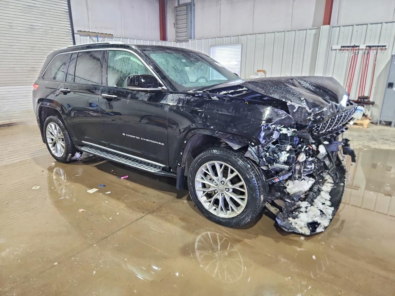 2023 Jeep Grand Cherokee Summit