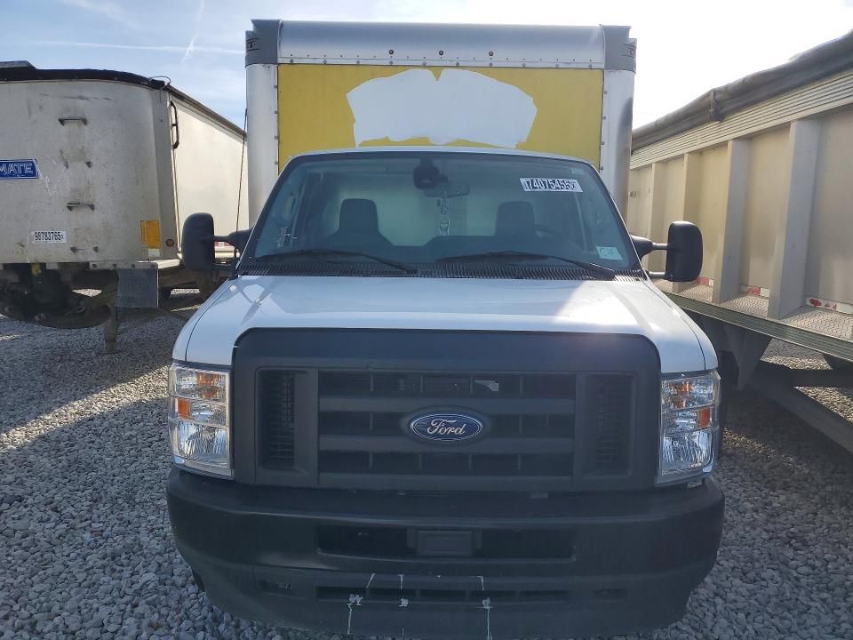 2024 Ford F350 Super Duty BOX Truck