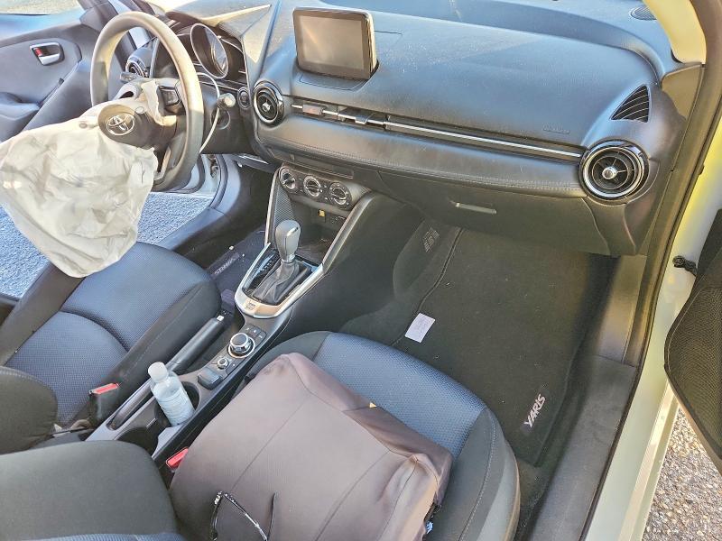 2020 Toyota Yaris Hatchback le