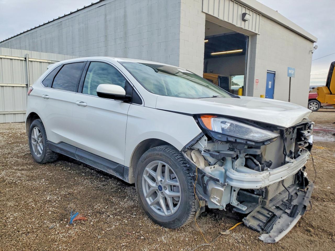 2022 Ford Edge sel