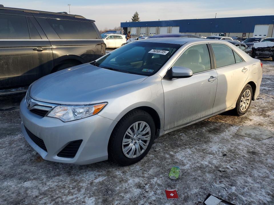 2013 Toyota Camry l