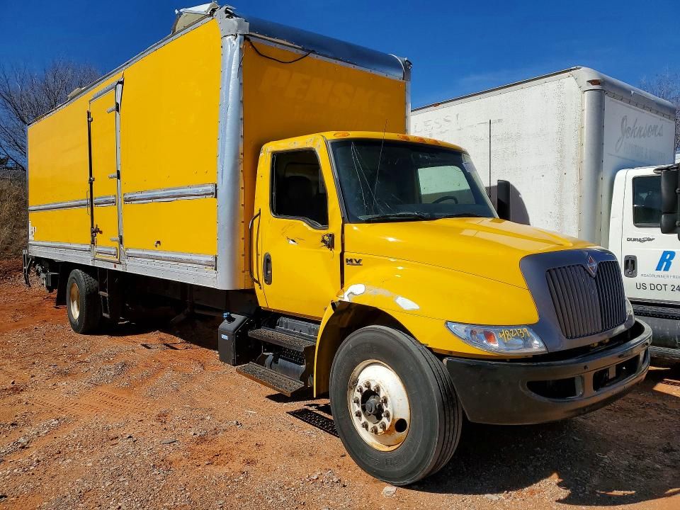 2022 International MV607 BOX Truck