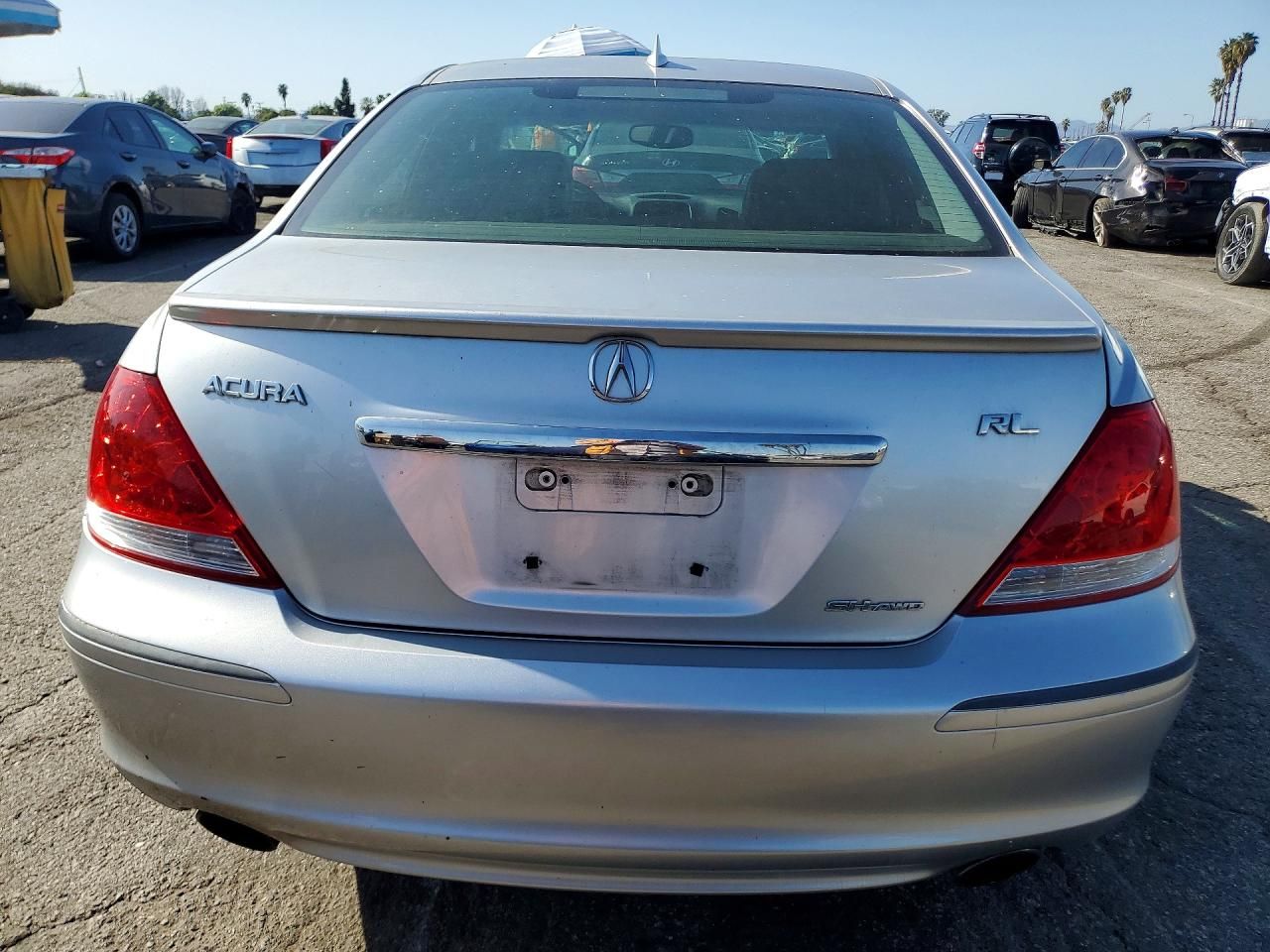 2005 Acura RL