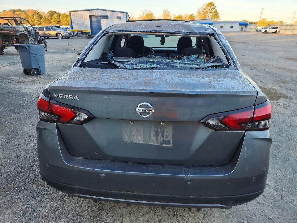 2021 Nissan Versa s