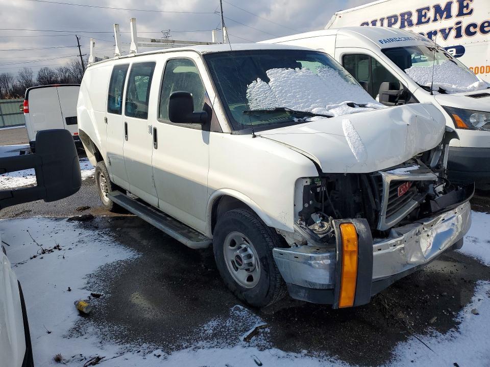 2018 GMC Savana 2500 Utility / Service van