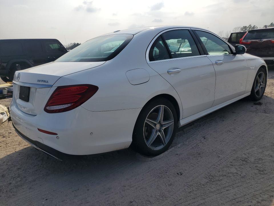 2017 Mercedes-Benz E 300