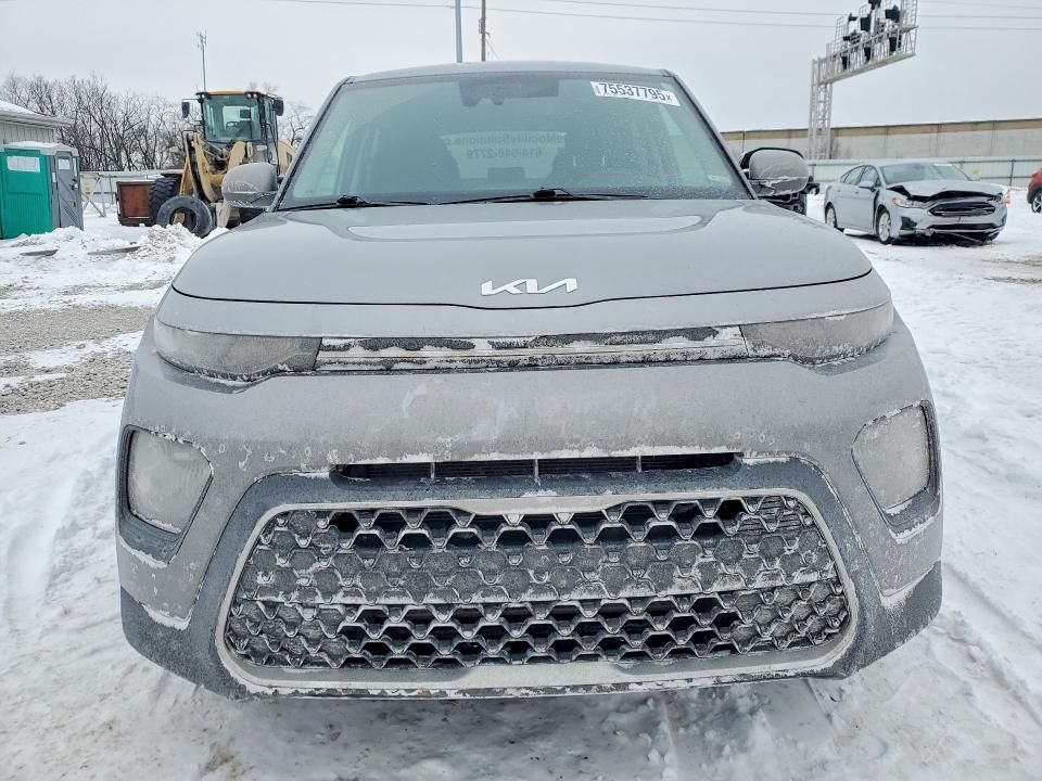 2022 KIA Soul lx