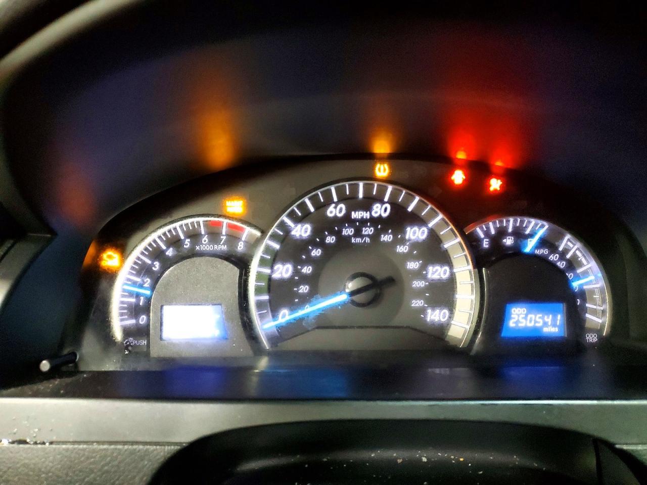2013 Toyota Camry l