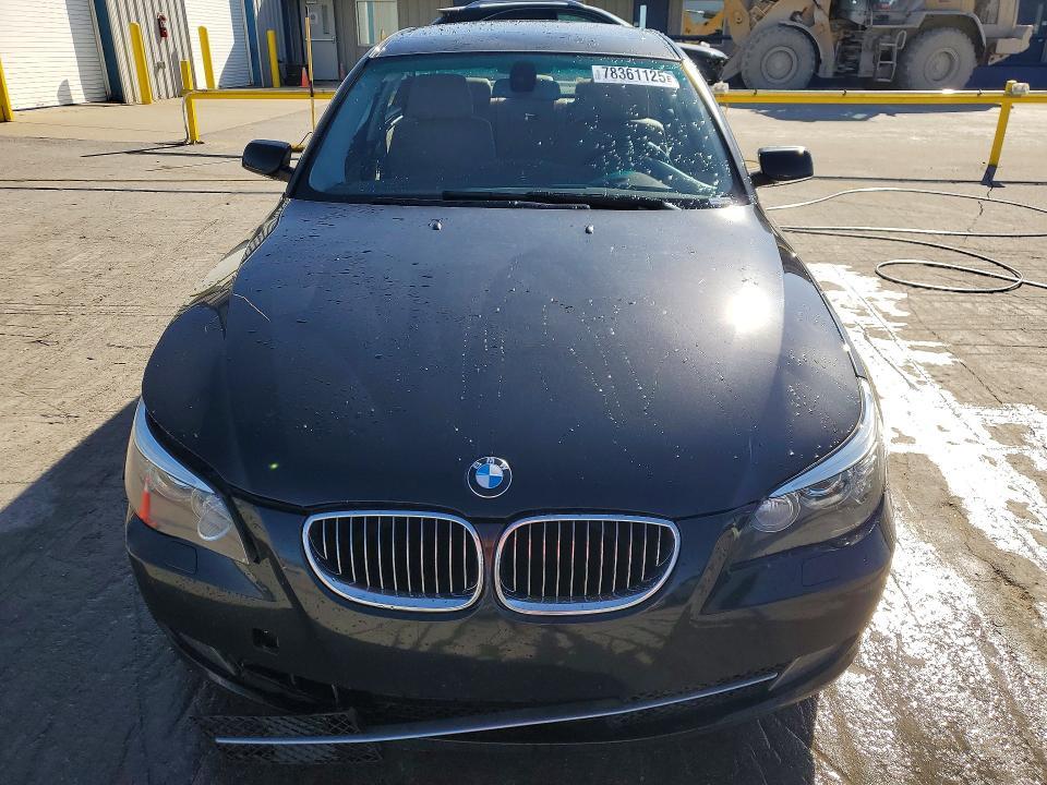 2009 BMW 528 i