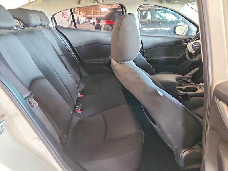 2016 Mazda 3 Sport