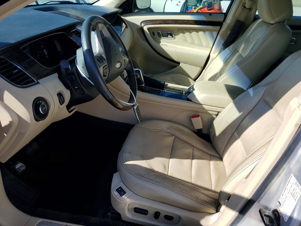 2018 Ford Taurus Limited