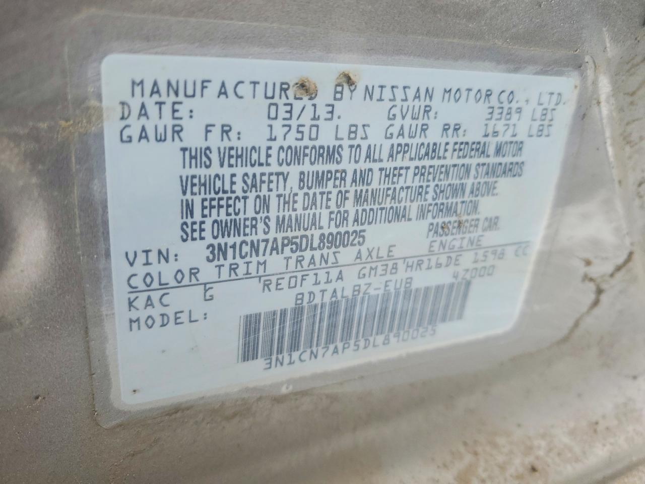 2013 Nissan Versa s