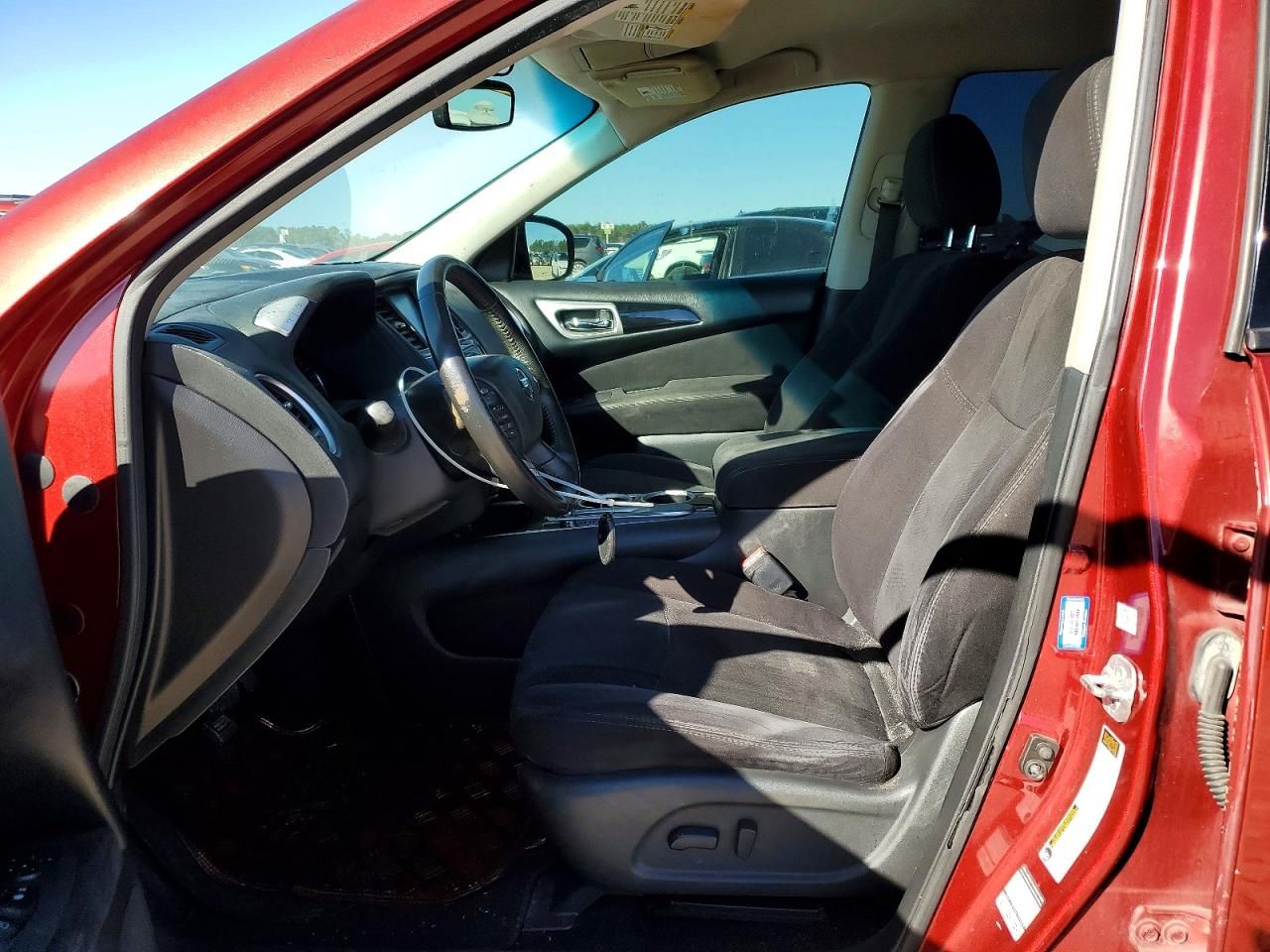 2015 Nissan Pathfinder s