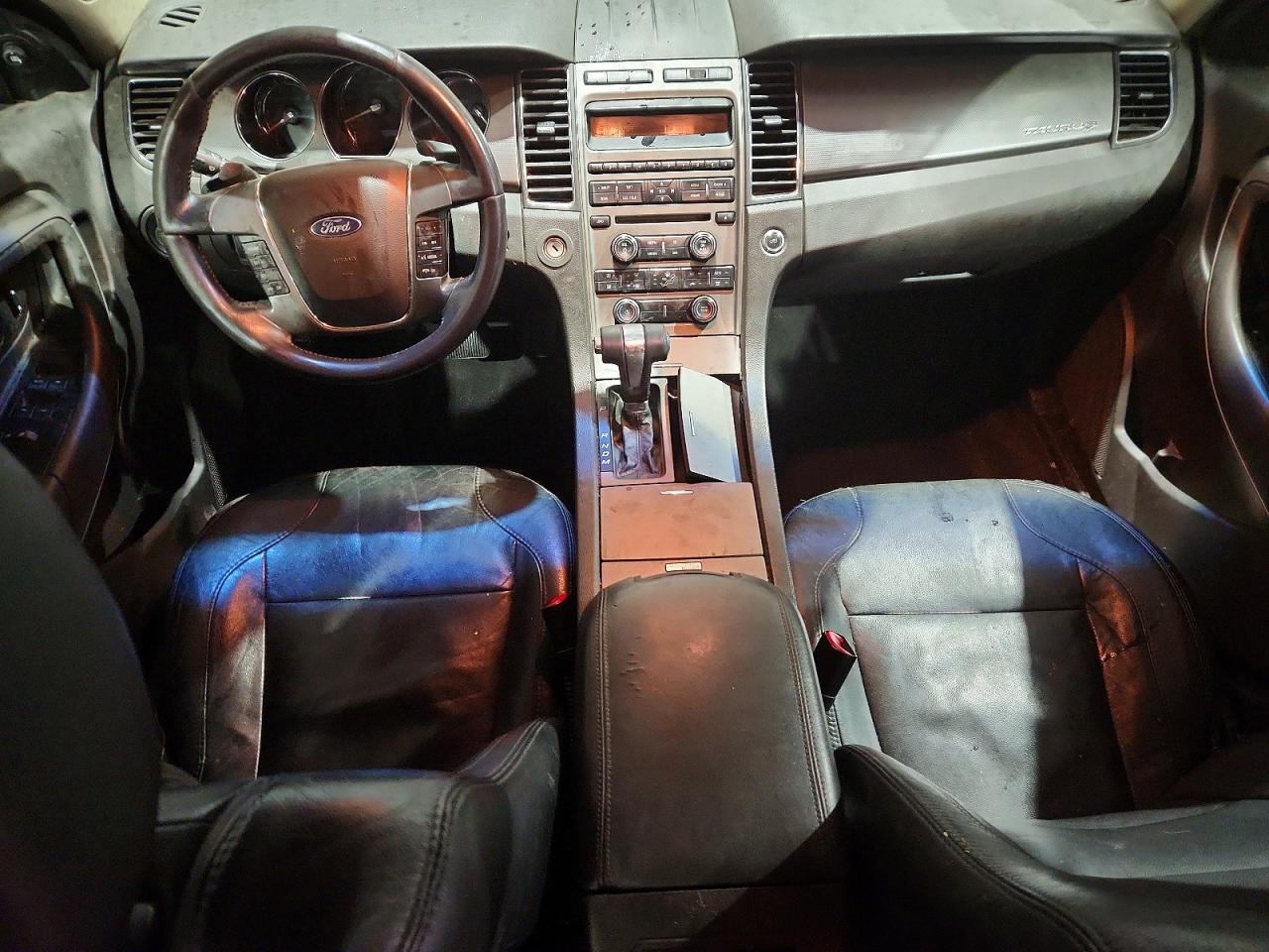 2010 Ford Taurus sel