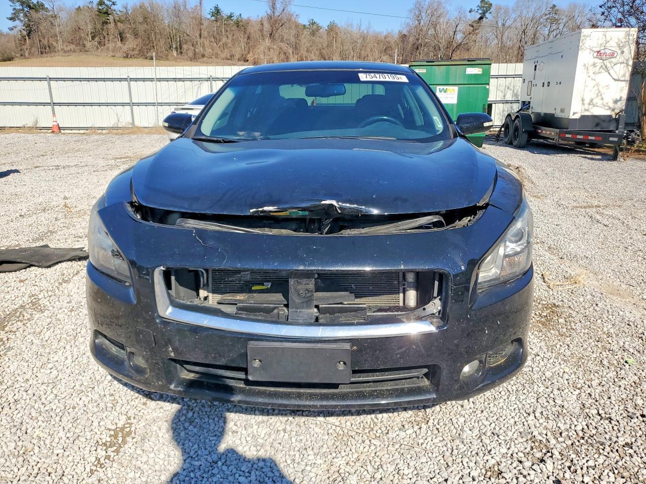 2014 Niss Maxima s
