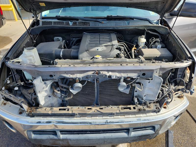 2013 Toyota Tundra Double cab SR5