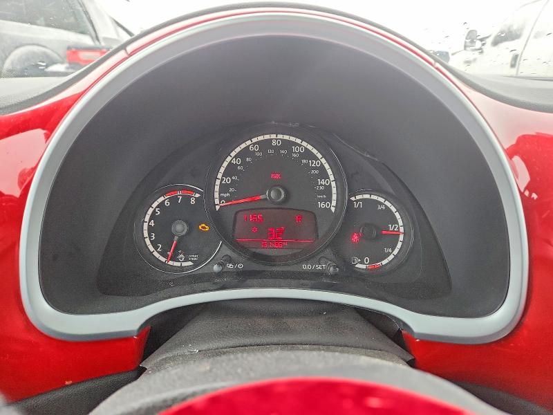 2013 Volkswagen Beetle