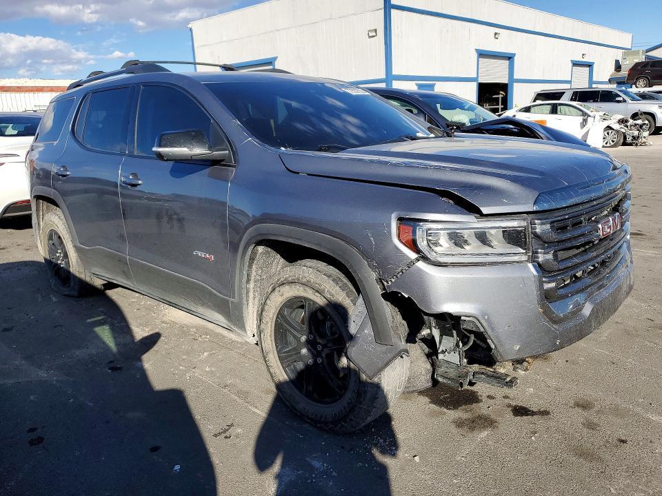 2022 GMC Acadia AT4