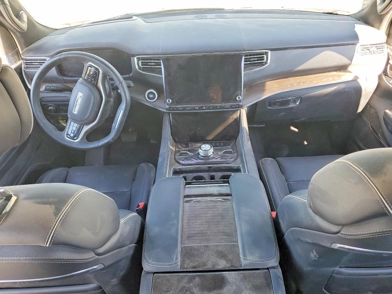 2023 Jeep Grand Wagoneer Series ii