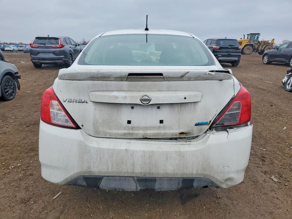 2016 Nissan Versa s