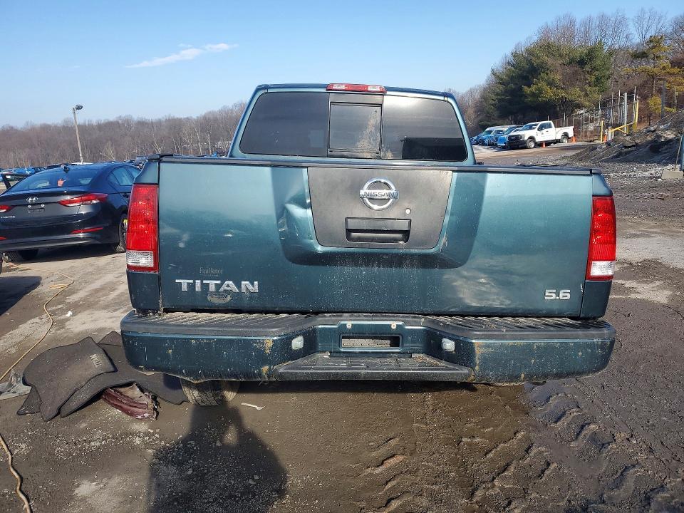 2004 Nissan Titan XE