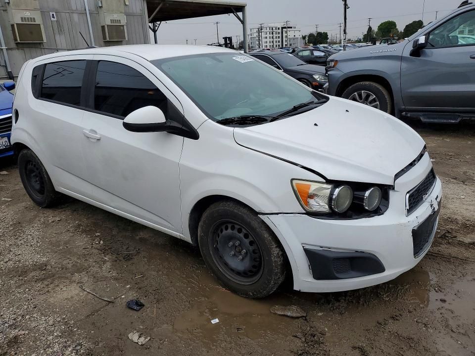 2015 Chevrolet Sonic ls