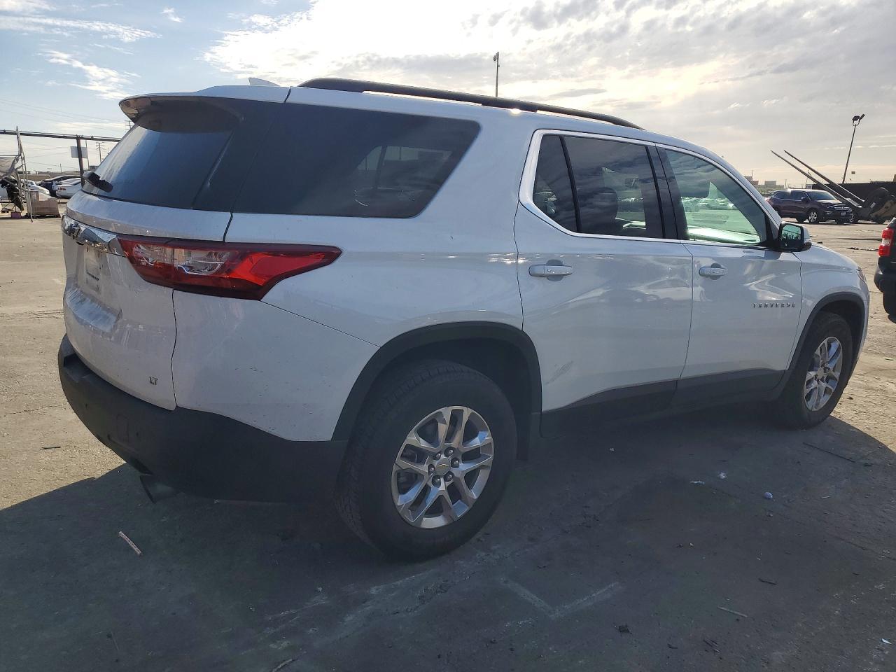 2020 Chevrolet Traverse lt
