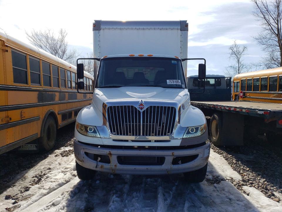 2017 International 4300 BOX Truck
