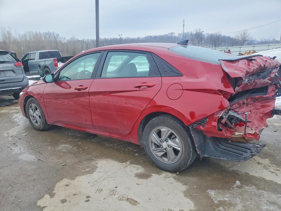 2025 Hyundai Elantra se