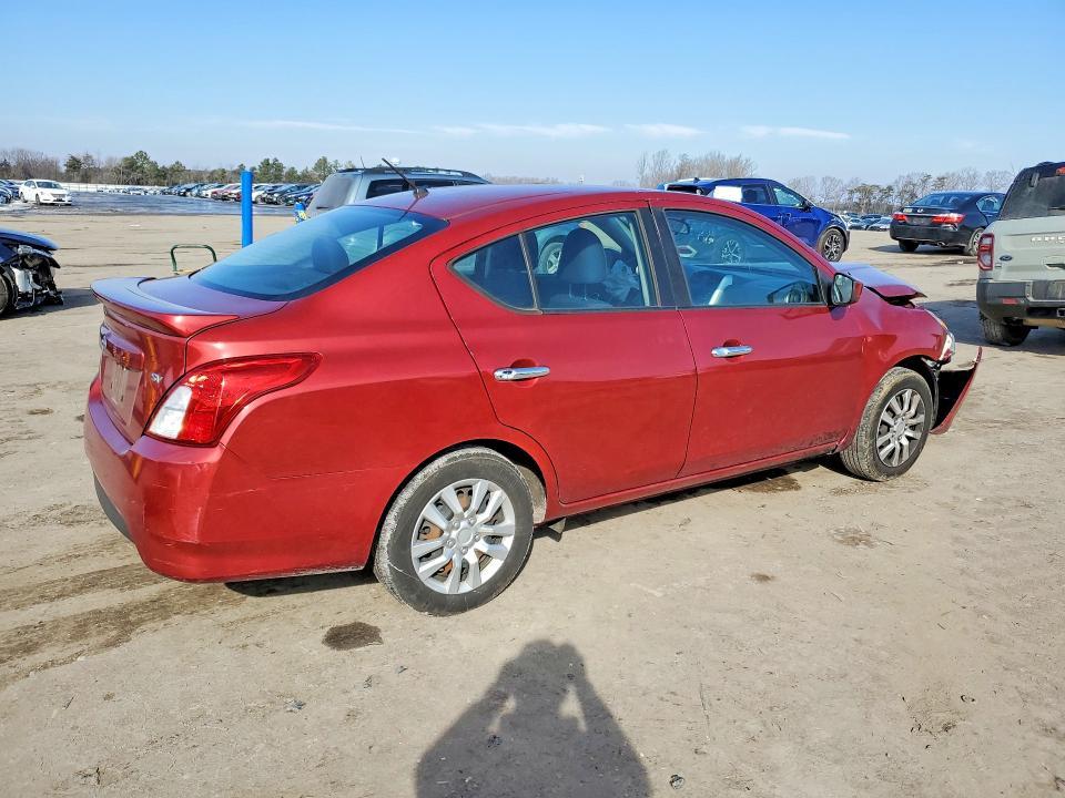 2018 Nissan Versa s