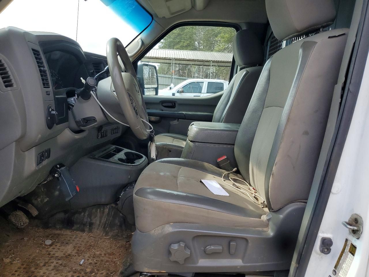 2019 Nissan NV 2500 S