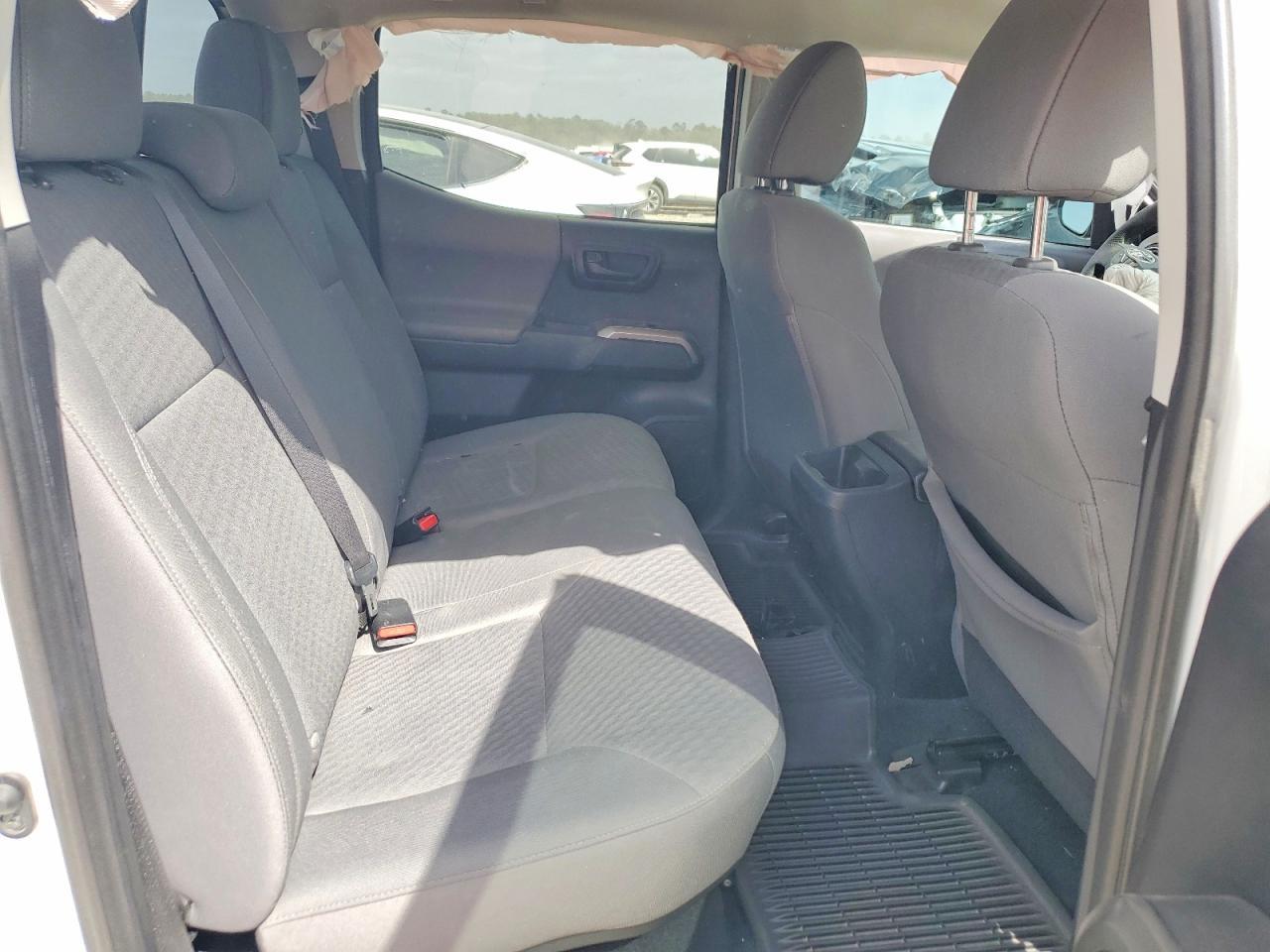 2020 Toyota Tacoma SR5 V6