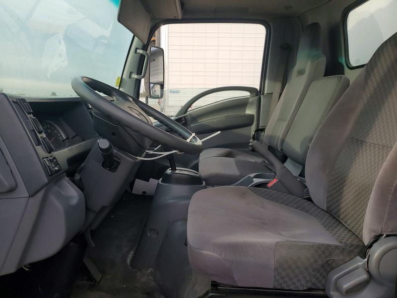 2014 Isuzu Npr hd box Truck