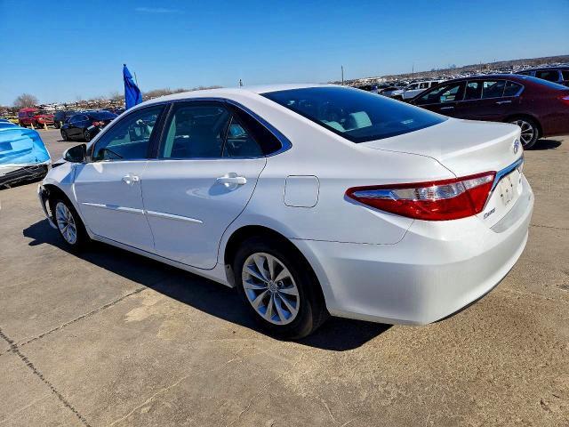 2015 Toyota Camry le
