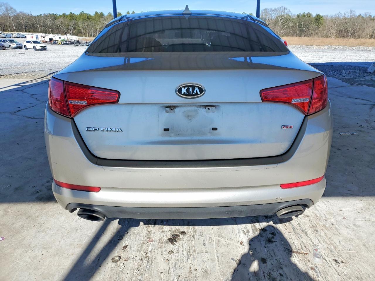 2011 KIA Optima lx