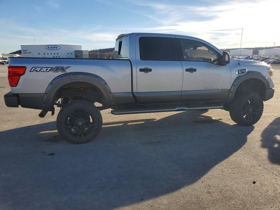 2016 Nissan Titan xd sl