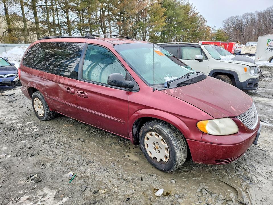 2002 Chrysler Town & Country lx